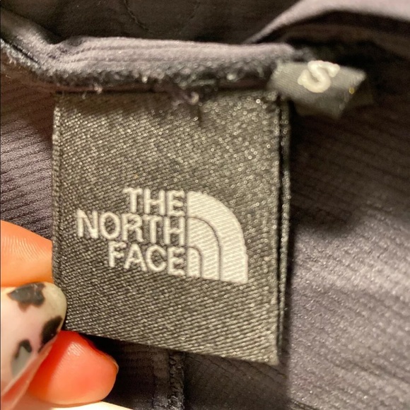 NORTHFACE red Logo Wind Breaker JAPAN EXCLUSIVE S - Picture 4 of 5